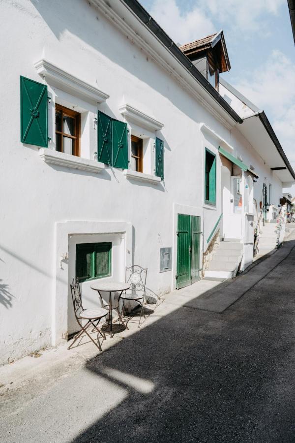 Ferienhaus In Historischer Hofgasse Mörbisch am See Buitenkant foto